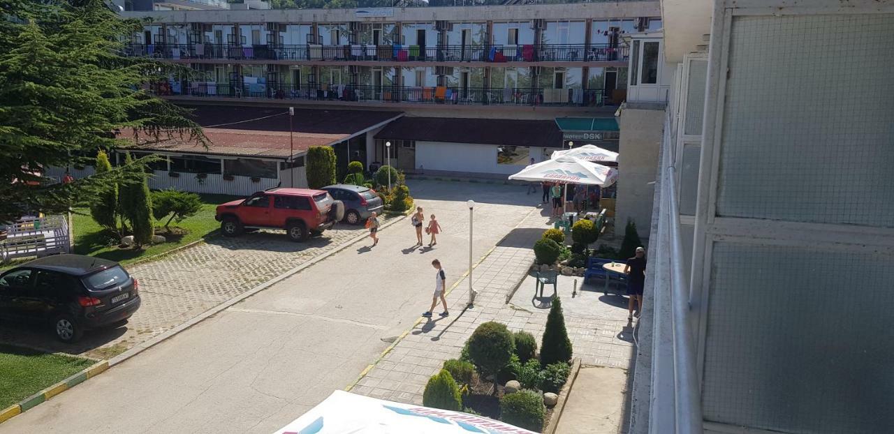 Hotel Phoenix Kranevo Bagian luar foto