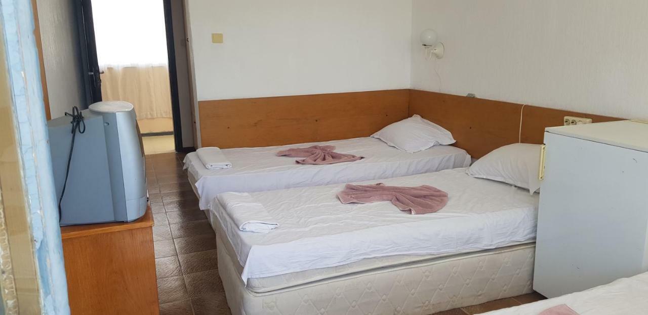 Hotel Phoenix Kranevo Bagian luar foto